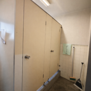 神奈川県｜トイレブース施工前｜改修｜内装