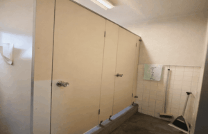 トイレリニューアル前写真