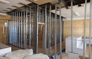 遮音壁下地様子