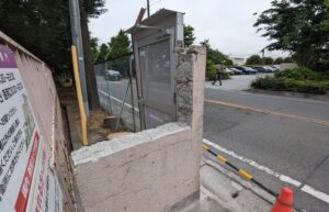 擁壁解体工事様子